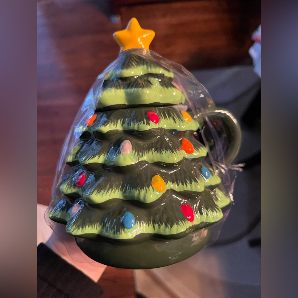 Mr. Christmas 90th Anniversary Nostalgic Tree Mug Set